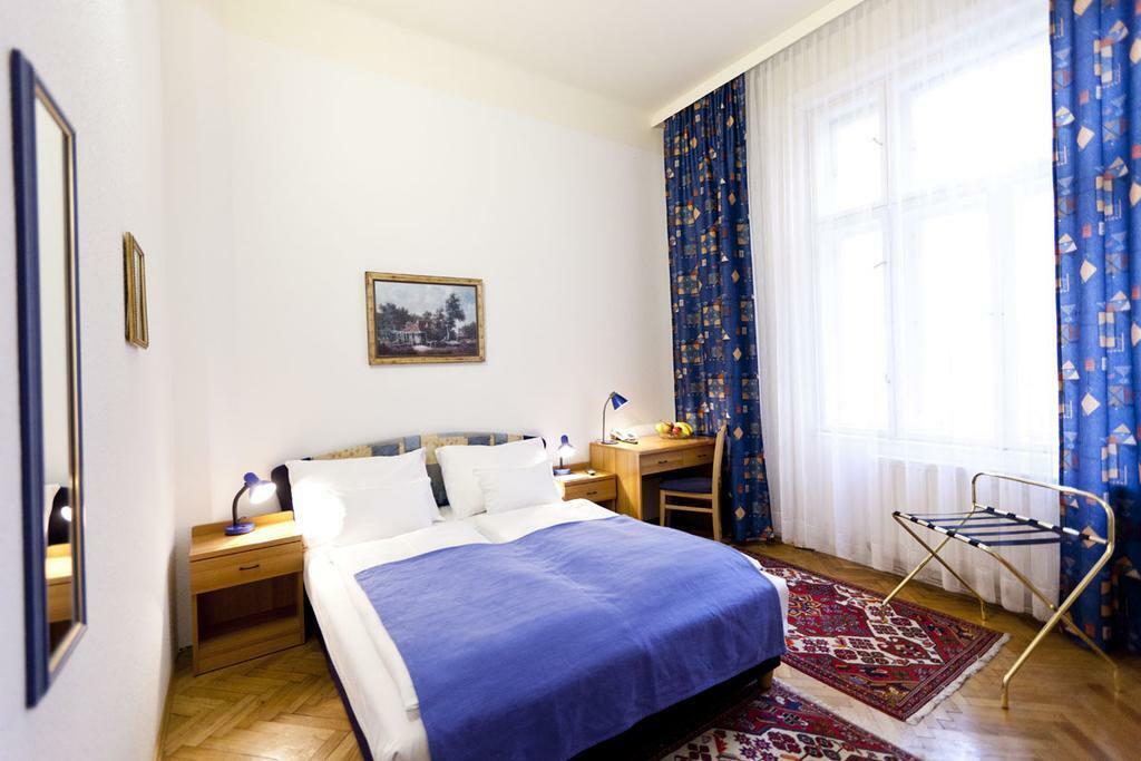 Hotel-Pension Bleckmann Βιέννη Δωμάτιο φωτογραφία